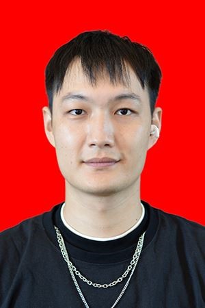 高铭泽